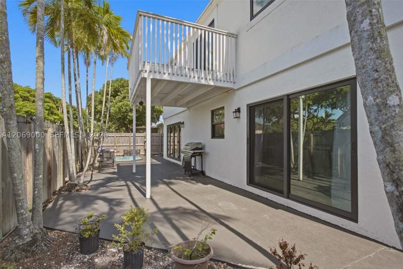 4 bedroom SingleFamilyResidence at 14405 SW 124th Ct, Deerwood Villas Sec 2, Miami — photo 4