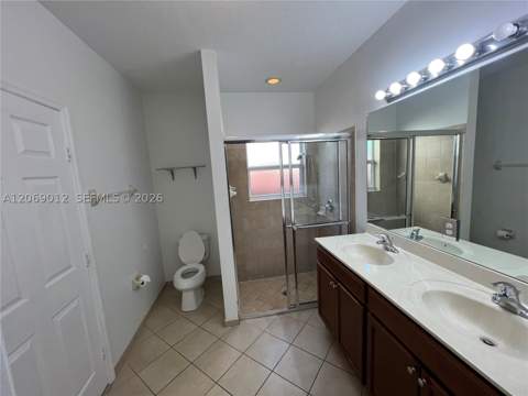 2410 NE 4th St, Homestead FL - photo 19 of 25