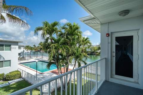 7207 Bay Dr 11, Miami Beach FL - photo 6 of 52