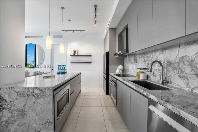 2 bedroom Condominium at 1030 15th St Ph3, Lincoln Sub, Miami Beach — photo 3