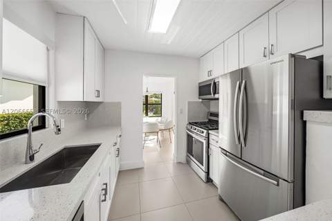 8844 Abbott Ave, Surfside FL - photo 6 of 44