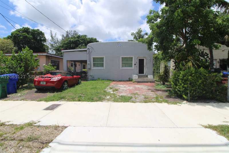 3 bedroom SingleFamilyResidence at 7010 NW 6th Ave, 7th Avenue Highlands, Miami — photo 1