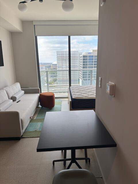 11 NE 6th Street 2215, Miami FL - photo 10 of 23