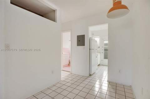 835 Meridian Ave 3, Miami Beach FL - photo 7 of 20