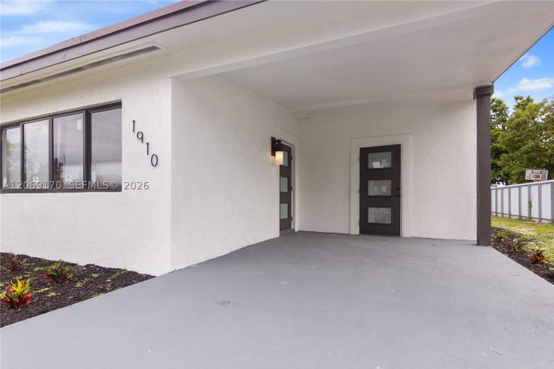3 bedroom SingleFamilyResidence at 1910 NW 134th St, Lakeside Manor, Miami — photo 4