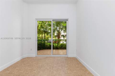 19900 E Country Club Dr 104, Aventura FL - photo 8 of 49