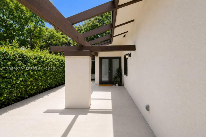 3 bedroom SingleFamilyResidence at 13508 SW 108th St Cir N, Crossings Sec 4, The, Miami — photo 2