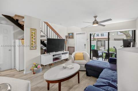 10425 SW 154th Ct 6, Miami FL - photo 13 of 45