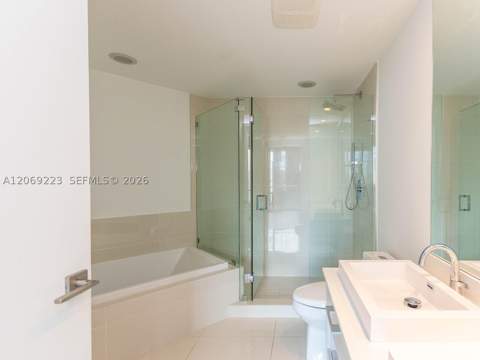 45 SW 9th St 1201, Miami FL - photo 17 of 37