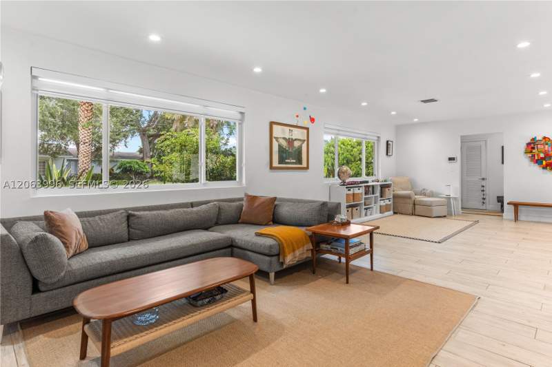 4 bedroom SingleFamilyResidence at 8500 SW 106th St, Chase-Hessen Estates, Miami — photo 5