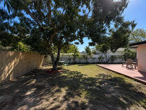 325 NW 135th Street, North Miami FL - photo 6 of 17