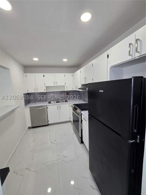 10375 N Kendall Dr J7, Miami FL - photo 16 of 54