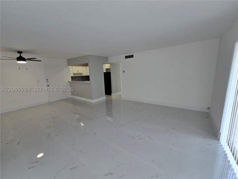 10375 N Kendall Dr J7, Miami FL - photo 6 of 54