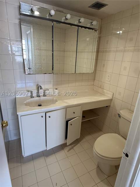 2801 NE 183rd St 1914W, Aventura FL - photo 10 of 15