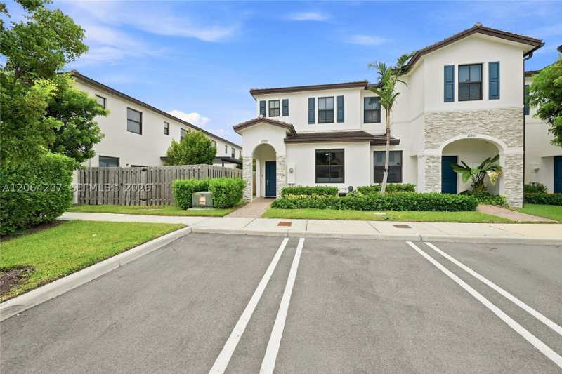 3 bedroom Townhouse at 12957 SW 232nd Ln, Siena Reserve, Homestead — photo 1