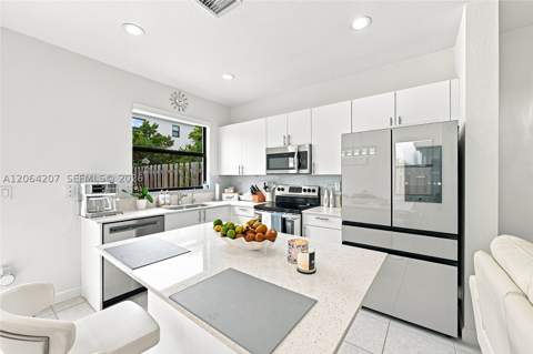 12957 SW 232nd Ln, Homestead FL - photo 9 of 28