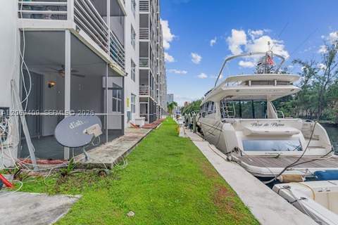 3660 NE 166th St 114, North Miami Beach FL - photo 11 of 28