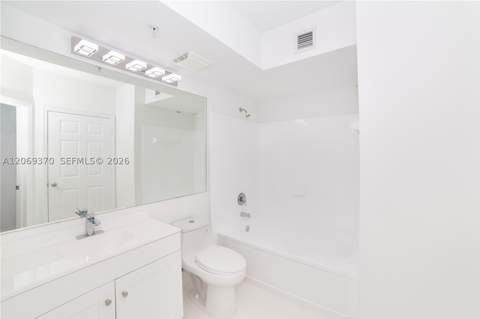 17100 N Bay Rd 1407, Sunny Isles Beach FL - photo 17 of 44
