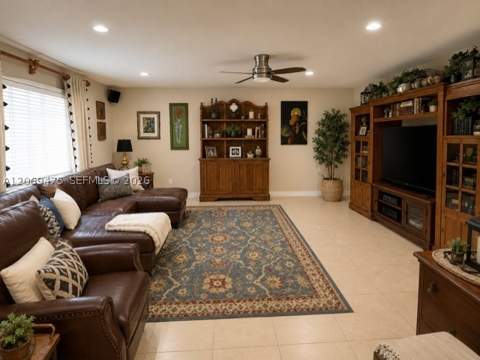 10220 SW 91st St, Miami FL - photo 13 of 38