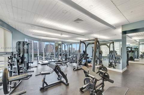 185 SW 7th St 4100, Miami FL - photo 14 of 33