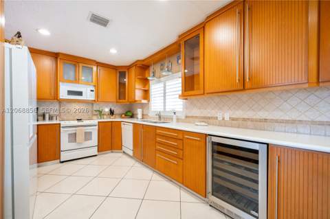 10210 SW 191st St, Cutler Bay FL - photo 12 of 71