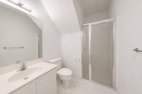5733 NW 112th Place, Doral FL - photo 10 of 37