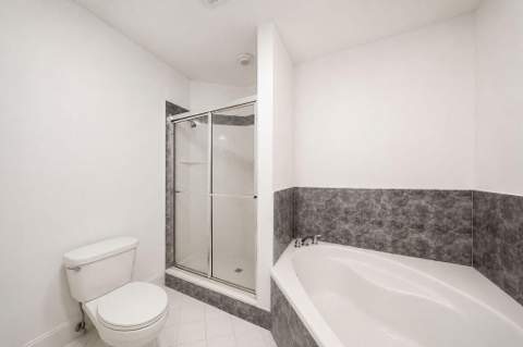 5733 NW 112th Place, Doral FL - photo 24 of 37