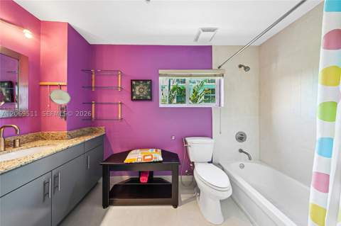 2020 Prairie Ave 302, Miami Beach FL - photo 12 of 17