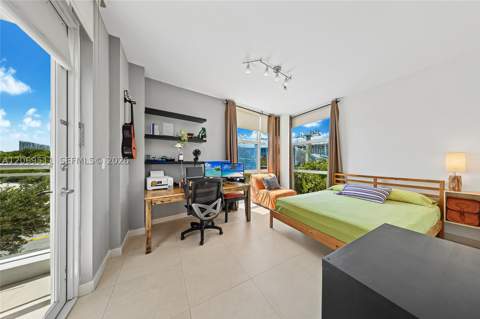 2020 Prairie Ave 302, Miami Beach FL - photo 13 of 17