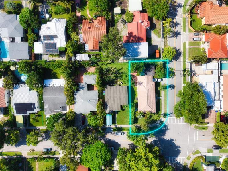 3 bedroom SingleFamilyResidence at 2470 SW 23rd Ave, Silver Bluff Est-Sec B, Miami — photo 5