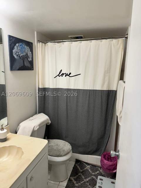 2020 NE 135th St 609, North Miami FL - photo 13 of 53