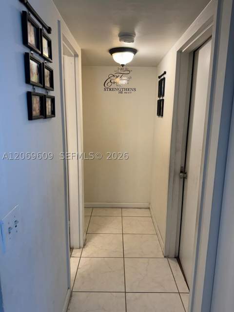 2020 NE 135th St 609, North Miami FL - photo 14 of 53