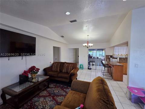 7825 W 4th Ln, Hialeah FL - photo 6 of 21