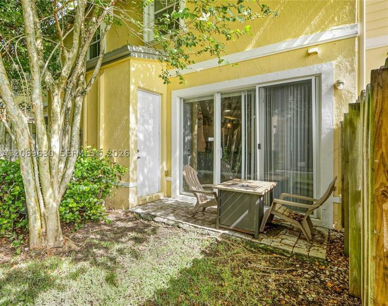 3 bedroom Townhouse at 2928 SE 2nd St 3, Fiji Condo No 2, Homestead — photo 3
