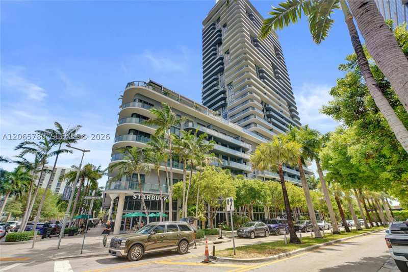 1 bedroom Condominium at 121 NE 34th St 2705, 3401 Midtown Condo, Miami — photo 1