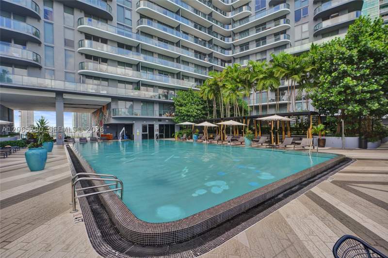 1 bedroom Condominium at 121 NE 34th St 2705, 3401 Midtown Condo, Miami — photo 3