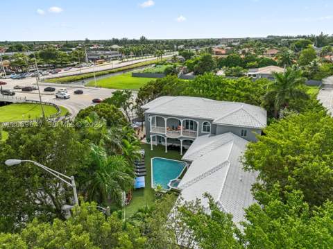12141 Walsh Blvd, Miami FL - photo 6 of 10