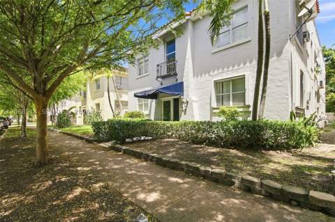 119 Menores Ave 2, Coral Gables FL - photo 15 of 19