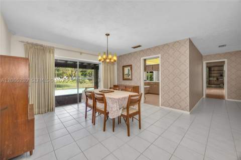 11800 SW 72nd Ave, Pinecrest FL - photo 10 of 41
