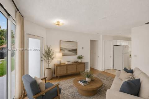 941 SW 7th Pl, Florida City FL - photo 7 of 28