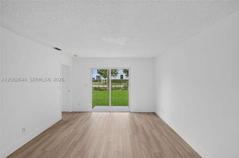 731 SW 10th St, Florida City FL - photo 7 of 30