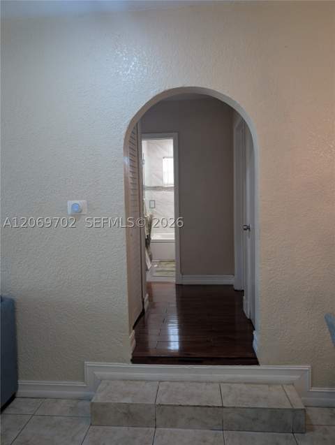 560 NW 184th Ter, Miami Gardens FL - photo 20 of 38