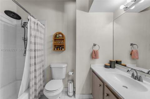 11209 SW 114th Lane Circle, Miami FL - photo 10 of 25