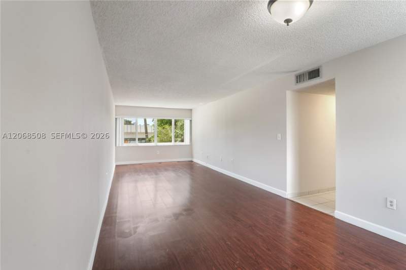 2 bedroom Condominium at 2690 SW 22nd Ave 301, Jaragua Plaza Condo, Miami — photo 2