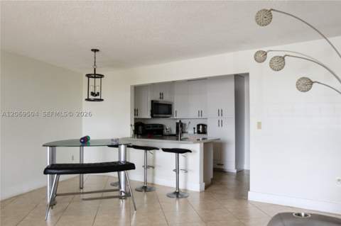 13951 Kendale Lakes Cir 310A, Miami FL - photo 14 of 34