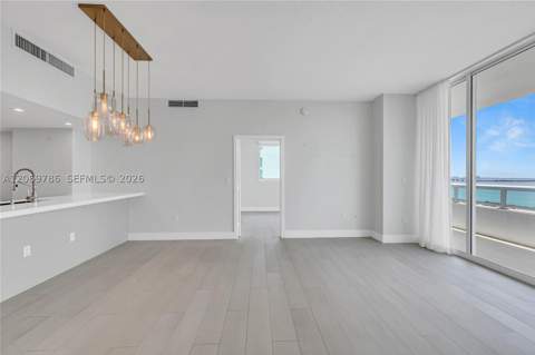 1800 N Bayshore Dr 809, Miami FL - photo 19 of 45
