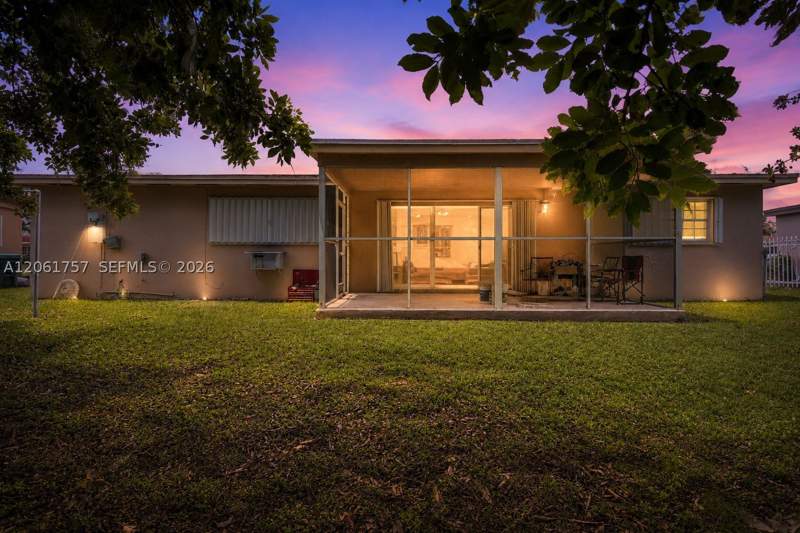 3 bedroom SingleFamilyResidence at 1760 NW 187th Ter, Palmland Estates 1st Addn, Miami Gardens — photo 2