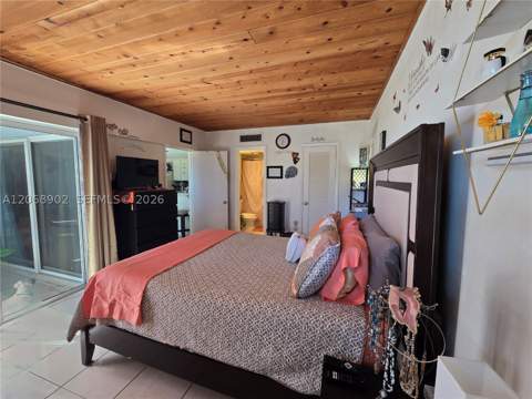 16330 Oak Walk, Miami Lakes FL - photo 17 of 36