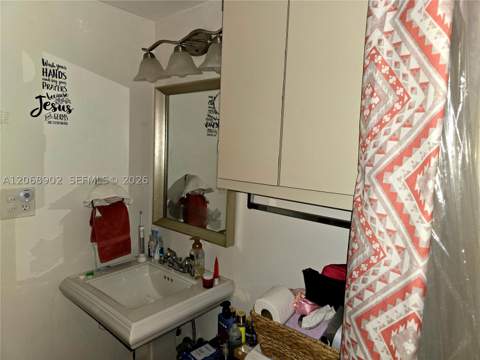 16330 Oak Walk, Miami Lakes FL - photo 20 of 36