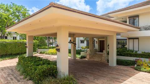241 Cape Florida Dr, Key Biscayne FL - photo 7 of 100